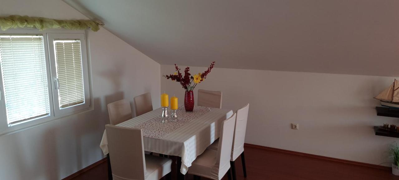 Apartman Nane Banjol ภายนอก รูปภาพ