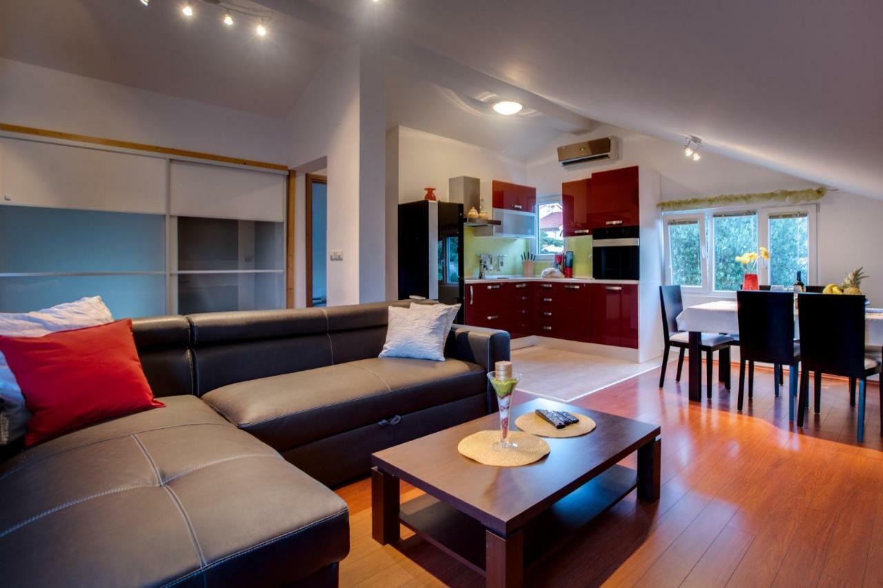 Apartman Nane Banjol ภายนอก รูปภาพ