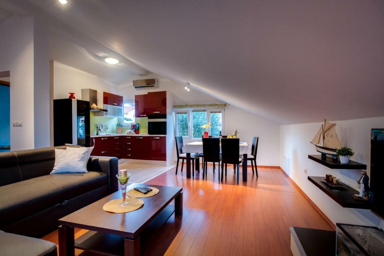 Apartman Nane Banjol ภายนอก รูปภาพ